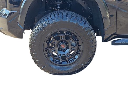 Used 2023 Toyota Tundra Limited AWD/4WD image 28