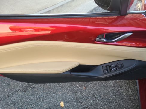 Used 2016 MAZDA MX-5 Miata Grand Touring RWD image 20