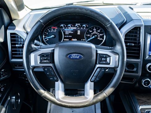Used 2020 Ford Expedition Max Platinum AWD/4WD image 16
