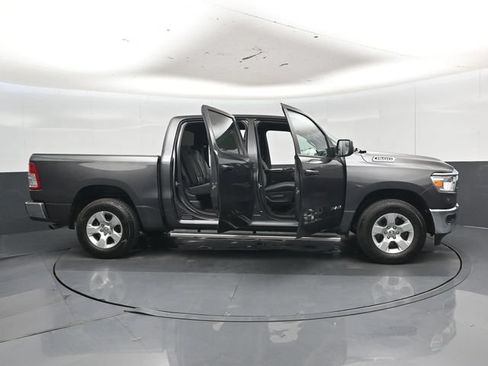 Used 2022 RAM 1500 Big Horn AWD/4WD image 57