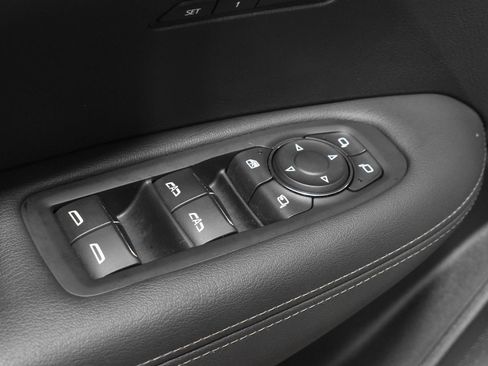 Certified 2024 Cadillac XT6 Luxury w/ LPO, Floor Liner Package image 10