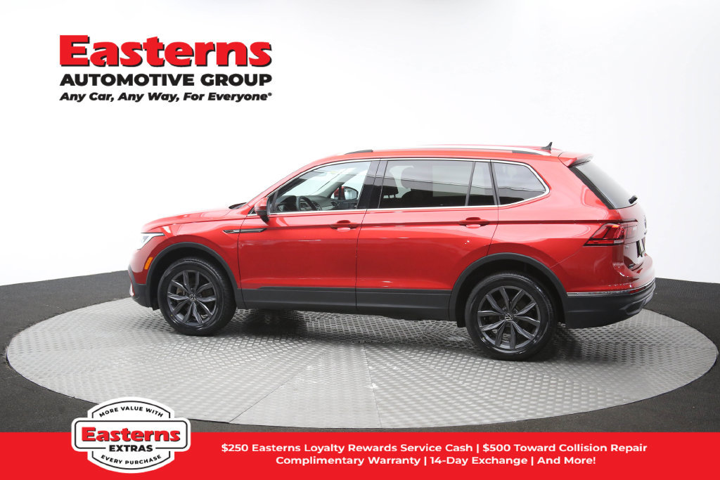 Used 2023 Volkswagen Tiguan SE AWD/4WD image 60