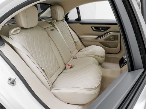 Used 2022 Mercedes-Benz S 580 4MATIC Sedan image 31