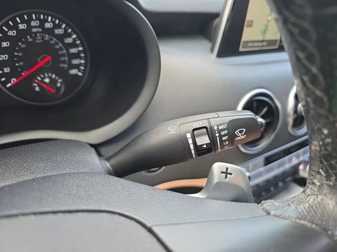 Used 2018 Kia Stinger GT1 AWD/4WD image 22