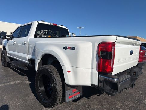 Used 2024 Ford F350 Lariat w/ Lariat Ultimate Package image 3