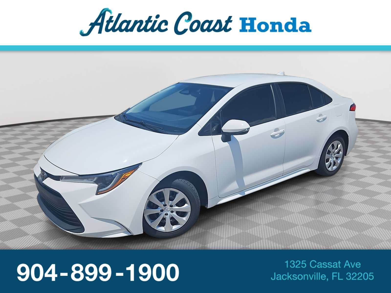 Used 2023 Toyota Corolla LE FWD image 1