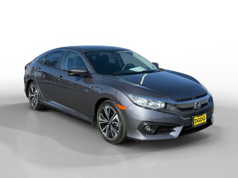 Used 2016 Honda Civic EX-T image 7