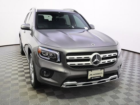 Used 2021 Mercedes-Benz GLB 250 4MATIC image 9