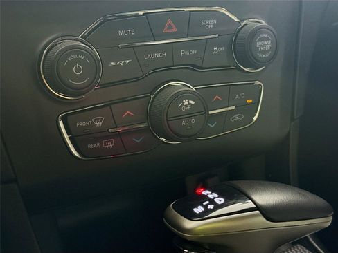 Used 2022 Dodge Charger SRT Hellcat RWD image 12
