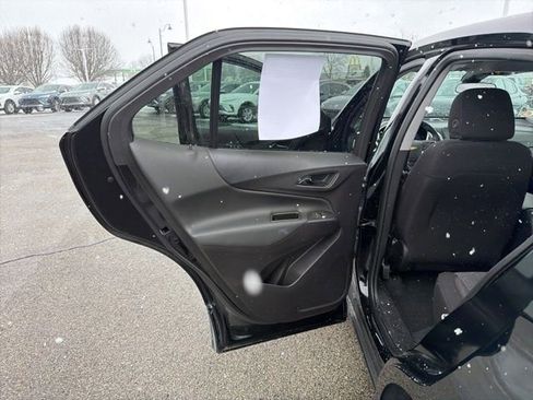 Used 2024 Chevrolet Equinox LT image 26