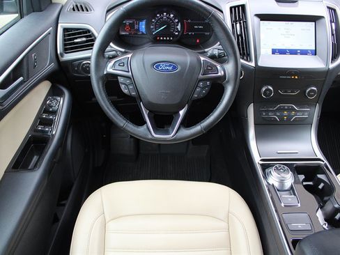 Used 2020 Ford Edge SEL AWD/4WD image 2