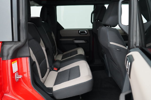 Used 2021 Ford Bronco Wildtrak AWD/4WD image 34