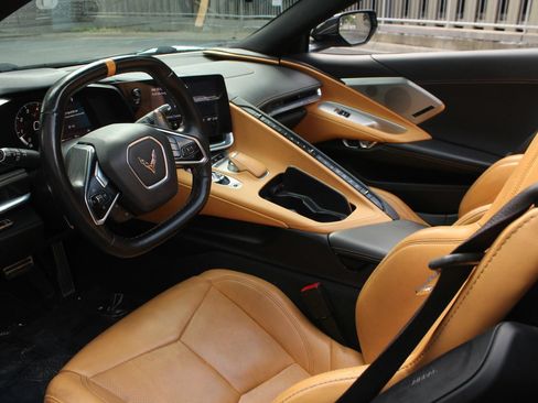 Used 2020 Chevrolet Corvette Stingray Premium Cpe w/ 3LT Preferred Equipment Group RWD image 18