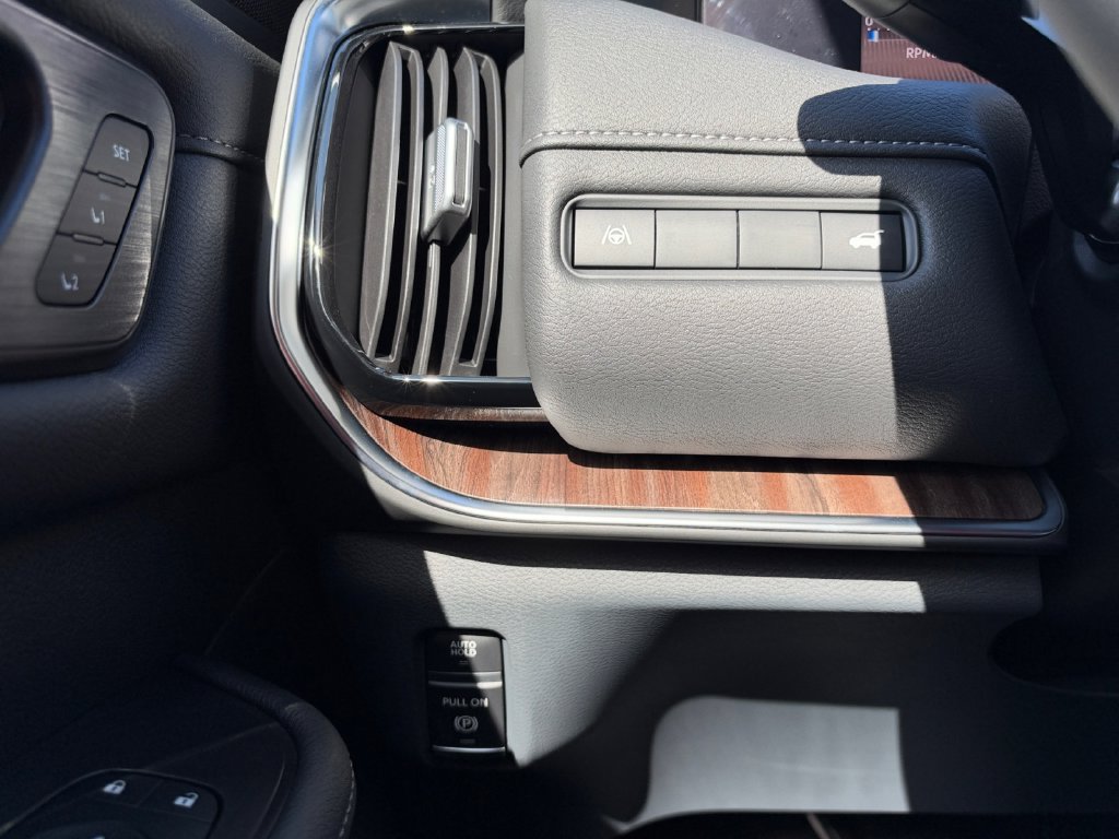 New 2026 Nissan Armada SL AWD/4WD image 25