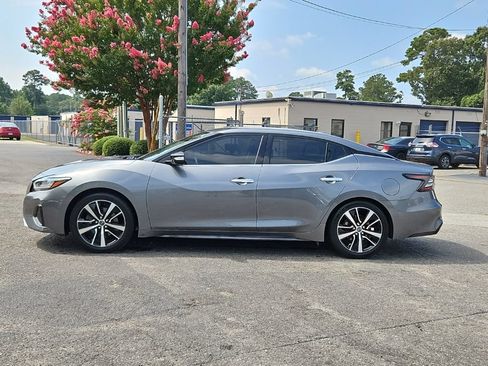 Used 2023 Nissan Maxima SV w/ Floor Mat Group FWD image 4