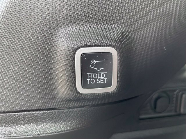 Used 2026 Jeep Grand Cherokee Limited AWD/4WD image 33