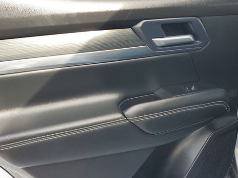 Certified 2025 GMC Terrain Elevation image 42