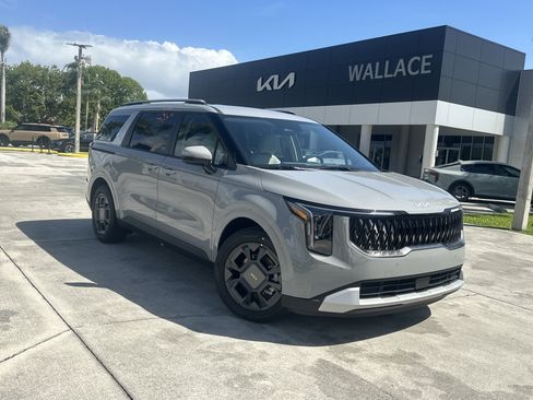 New 2026 Kia Carnival EX FWD image 1