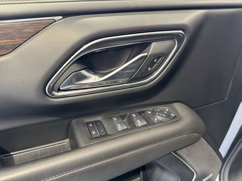 Used 2024 Chevrolet Tahoe High Country image 6