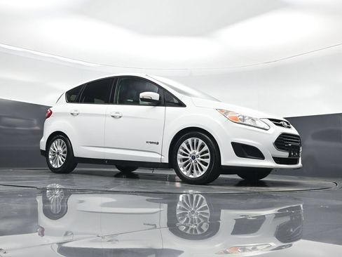 Used 2017 Ford C-MAX SE FWD image 3
