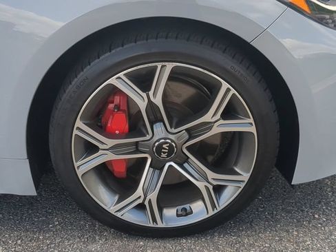 Used 2019 Kia Stinger GT2 AWD/4WD image 10