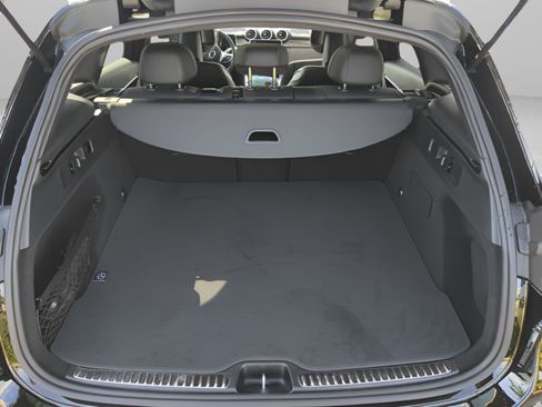 Certified 2025 Mercedes-Benz GLC 300 image 29