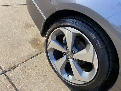 Used 2020 Honda Accord Touring image 31