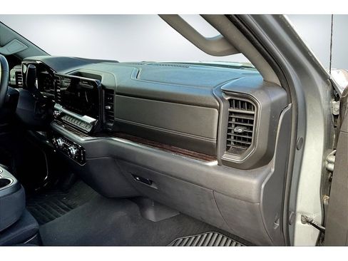 Used 2024 GMC Sierra 1500 Elevation image 26