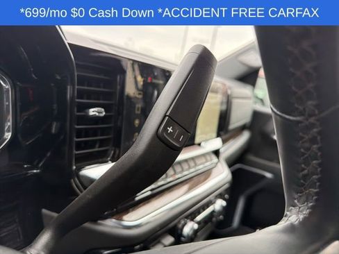 Used 2024 GMC Sierra 1500 Elevation image 31