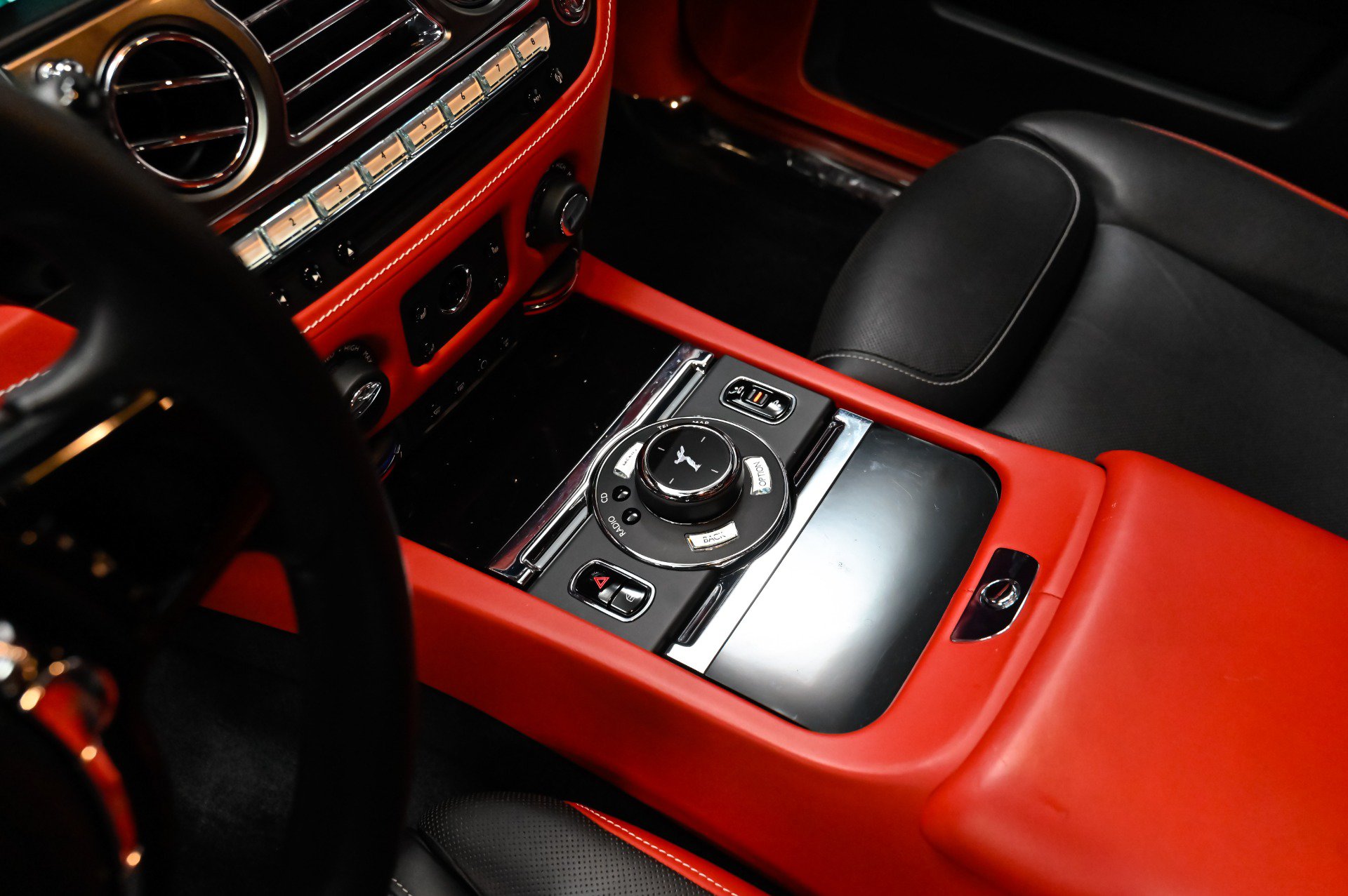 Used 2017 Rolls-Royce Ghost RWD image 12