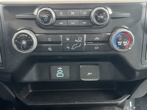 Used 2024 Ford F250 XLT image 9