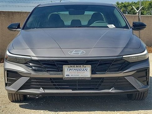 New 2025 Hyundai Elantra Sport image 18