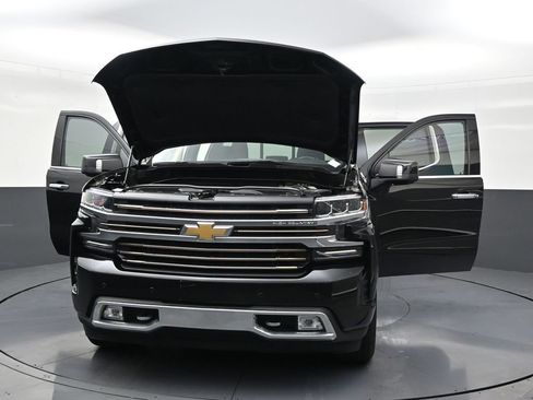 Used 2021 Chevrolet Silverado 1500 High Country image 33