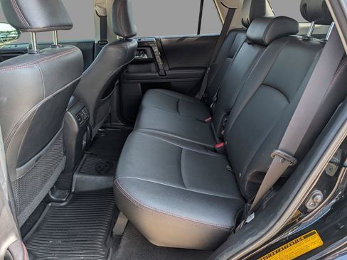 Used 2020 Toyota 4Runner Venture w/ Moonroof Package AWD/4WD image 32