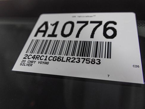 Used 2020 Chrysler Voyager LX FWD image 50