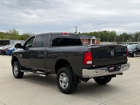 Used 2016 RAM 2500 Tradesman w/ Chrome Appearance Group AWD/4WD image 4