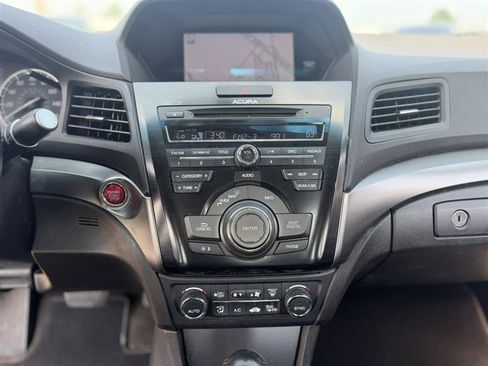 Used 2014 Acura ILX w/ Technology Package FWD image 14