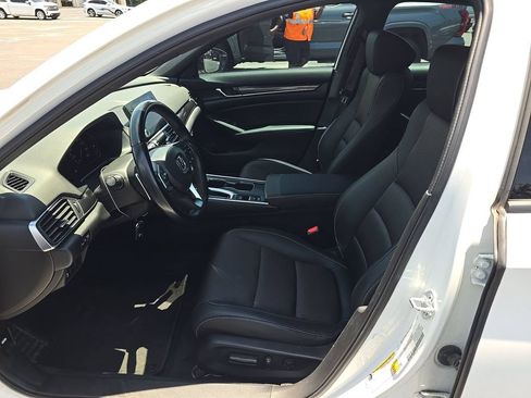 Used 2022 Honda Accord Sport image 3