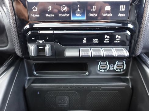 Used 2023 RAM 1500 Limited AWD/4WD image 65