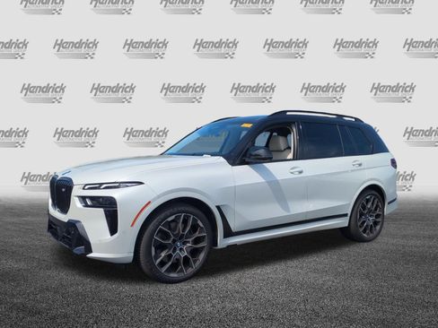 Certified 2024 BMW X7 M60i w/ Executive Package AWD/4WD image 5