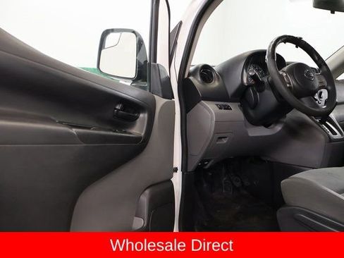 Used 2016 Nissan NV200 SV w/ Back Door Glass Package image 6