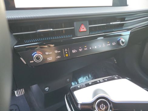 Certified 2023 Kia EV6 GT-Line w/ GT-Line White Seat Package image 24