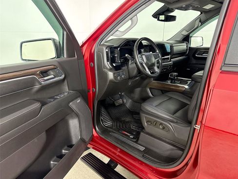 Used 2024 Chevrolet Silverado 1500 RST w/ RST All Star Premium Package image 3