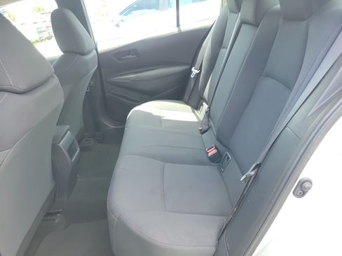 Used 2022 Toyota Corolla LE FWD image 18