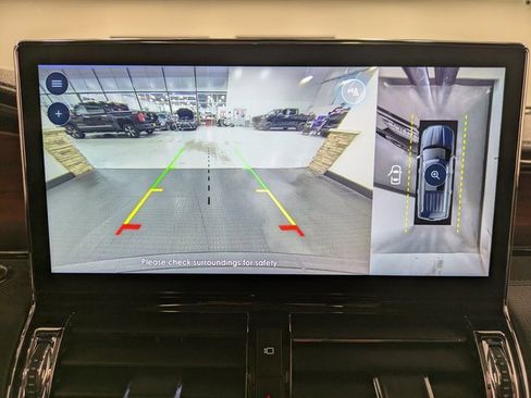 Certified 2023 Lincoln Navigator Reserve image 11