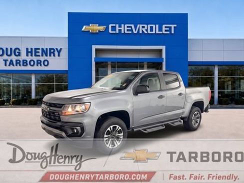 Used 2022 Chevrolet Colorado Z71 AWD/4WD image 1