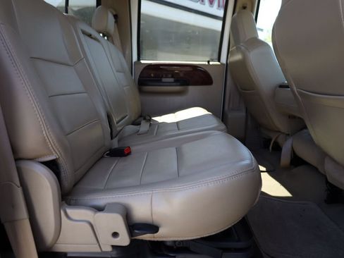 Used 2007 Ford F350 Lariat AWD/4WD image 17