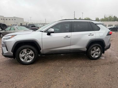 Used 2023 Toyota RAV4 XLE w/ Convenience Package FWD image 2
