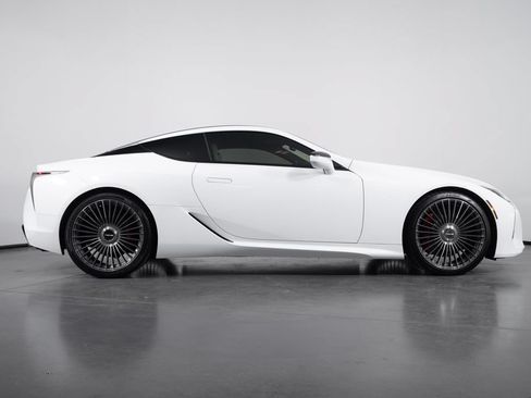Used 2018 Lexus LC 500 Coupe w/ Touring Package RWD image 4