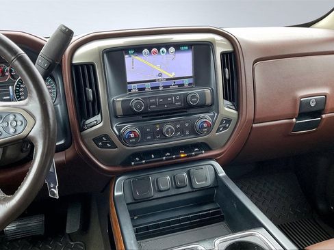 Used 2017 Chevrolet Silverado 1500 High Country image 6
